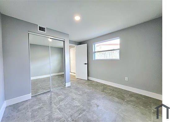 5th image of 2865 NE 13th Ave #A