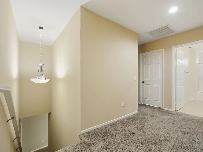 Quail Crossing — Photo 22