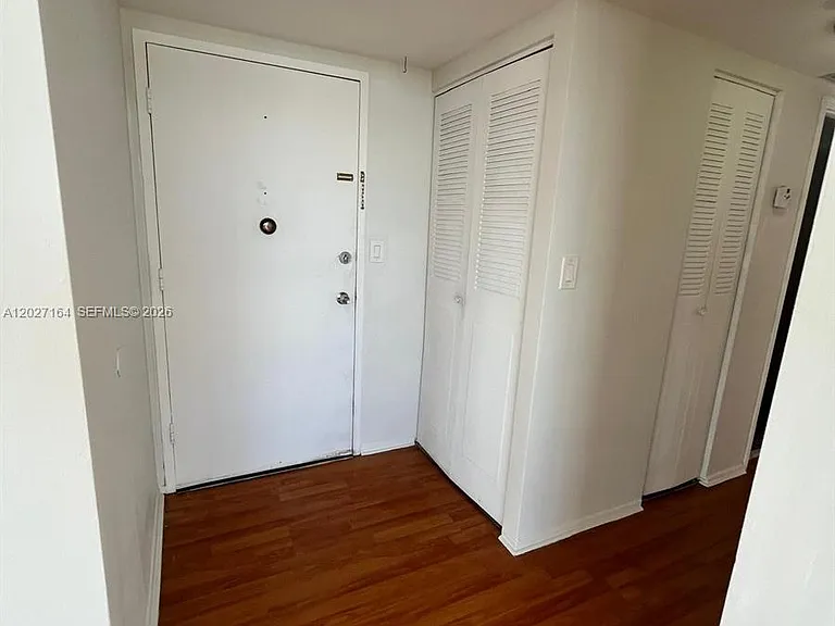 1351 NE Miami Gardens Dr #1625E — Photo 7
