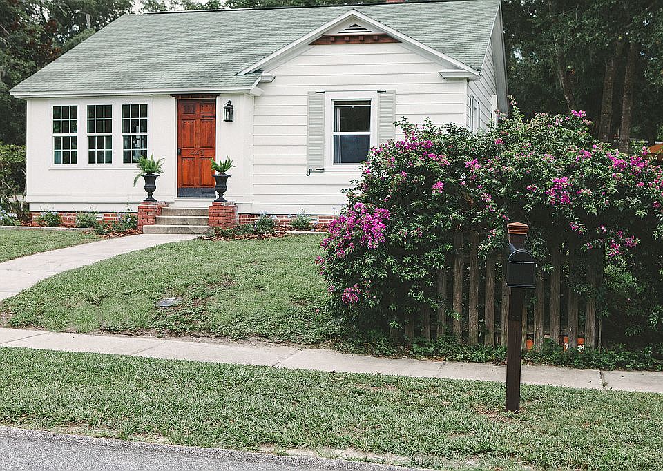 2nd image of 445 N Kentucky Ave