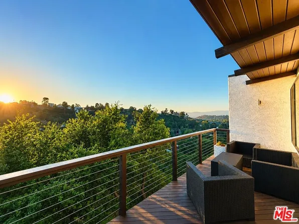 2013 Cyprean Dr, Los Angeles, CA 90046