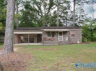 52 N Timber Gap Cir, Hartselle, AL 35640