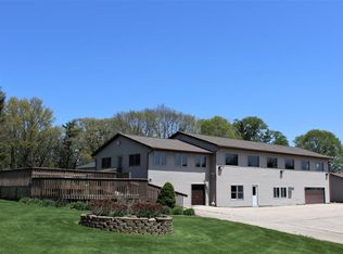 15523 Henry Rd, Morrison, IL 61270