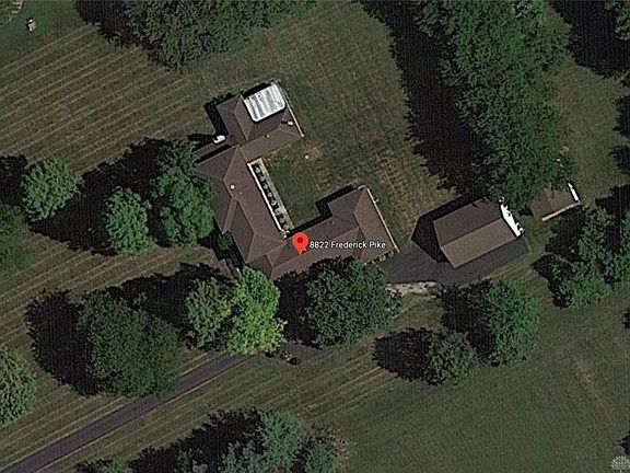 2nd image of 8822 Frederick Pike