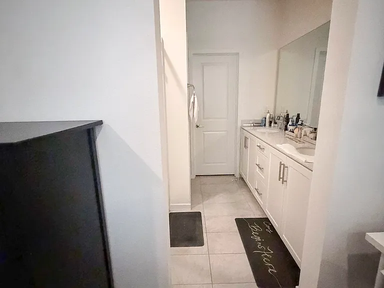 1574 Topeka Ave — Photo 10
