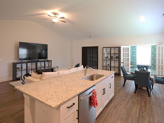 3rd image of 108 Blue Hydrangea Way