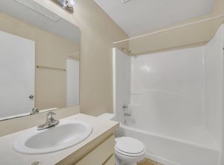 1744 E Line St APT 102, Leesburg, FL 34748