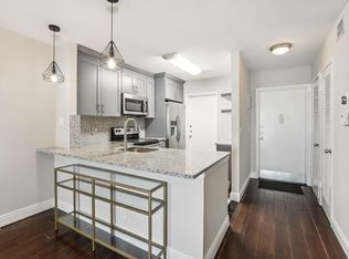 400 SE 10th St APT 103, Deerfield Beach, FL 33441