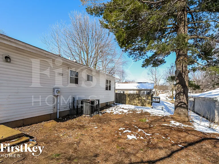 2485 Jenkee Dr — Photo 17
