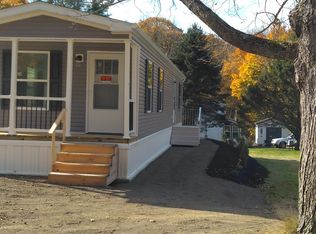 16 Searsport Ter, Searsport, ME 04974