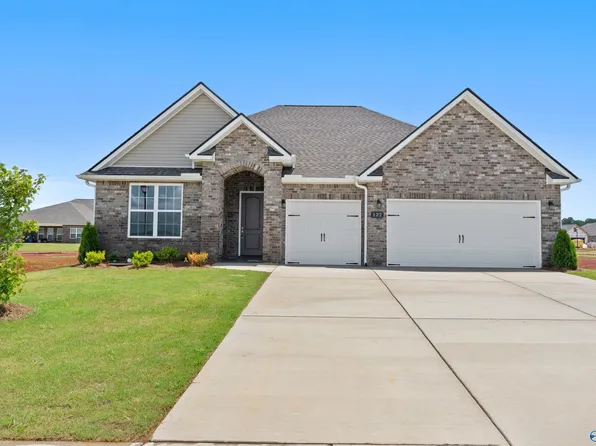 122 Cowdray Cir, Toney, AL 35773
