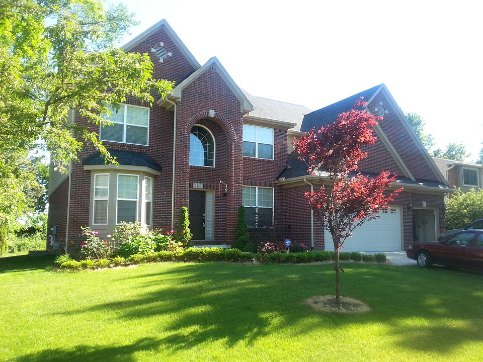 1st image of 2137 Babcock Dr