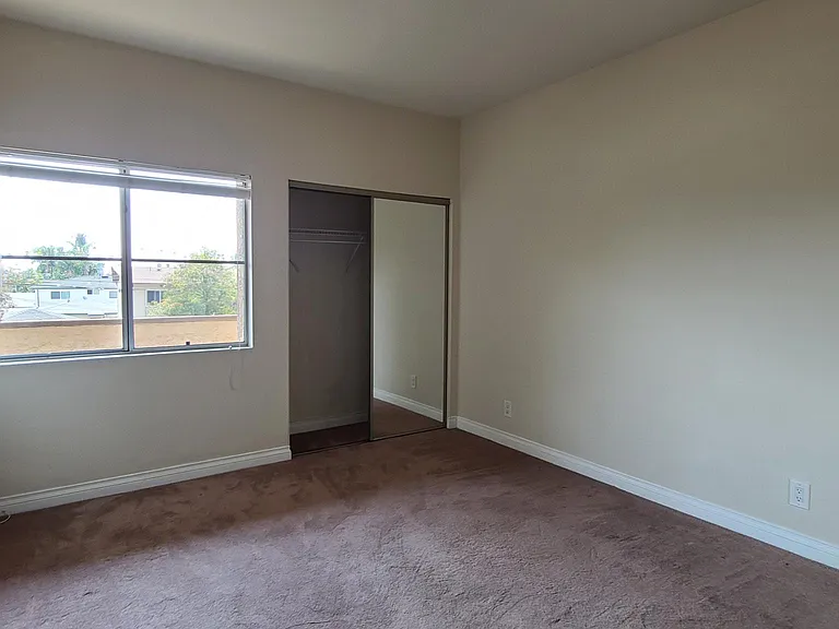 87 S Allen Ave #206 — Photo 14