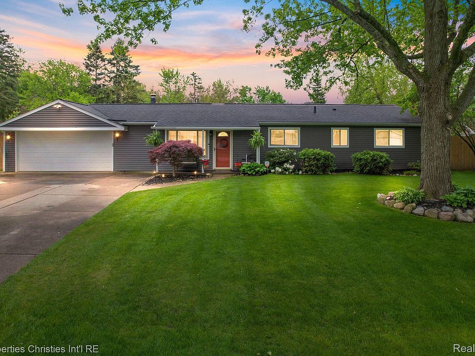 1st image of 4635 Oakvista Ave