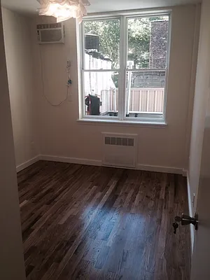 Rented by DYNY Inc | media 15