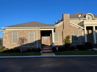 3423 Country Club Dr, Lexington, KY 40509