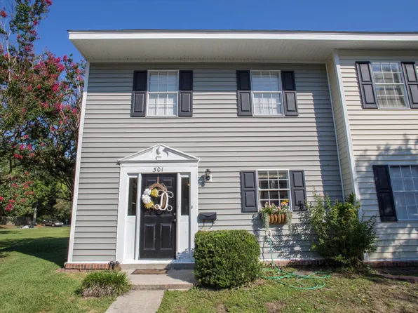 301 Lakeside Dr, Mount Pleasant, SC 29464