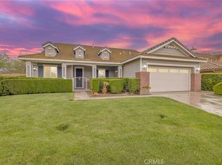 562 Silverhawk Dr, Corona, CA 92879