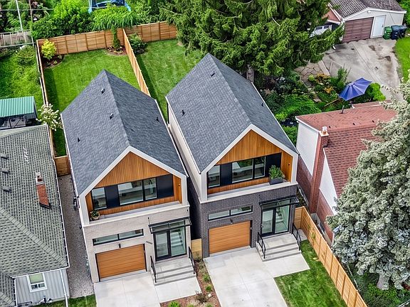 3rd image of 48 16th St