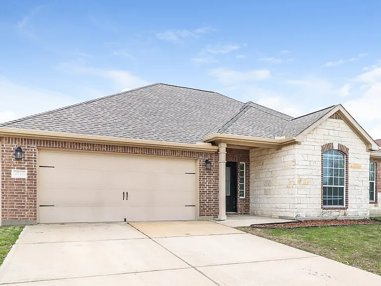 2720 Silver Sage Dr — Photo 1