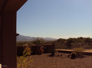 2077 W Escondido Canyon Dr, Green Valley, AZ 85622