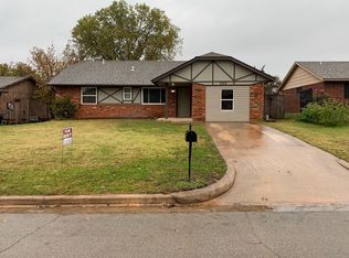 320 Robbin Cir, Noble, OK 73068