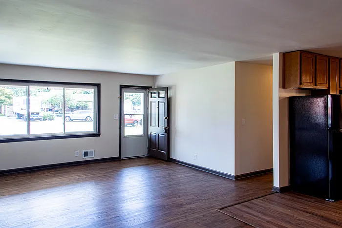 3805 Grissom Way — Photo 4