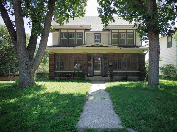 2420 Jackson St, Sioux City, IA 51104