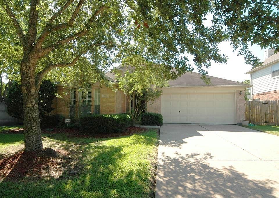 1st image of 1822 Heather Cove Ct