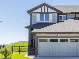 1019 NE Shantz Pl, Crossfield, AB T0M0S0