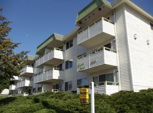 Mid-Century Modern West Seattle Apartment, Seattle, WA 98136