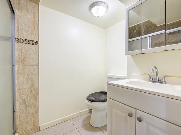 627 Beach 65th Street image 24 of 30