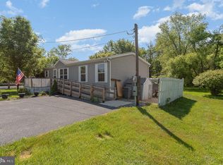 910 Pines Rd, Etters, PA 17319