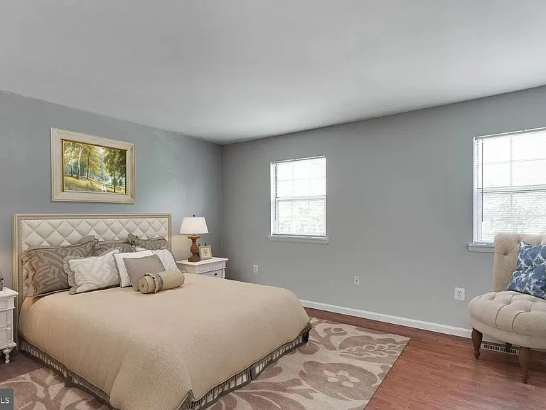 14880 Emberdale Dr — Photo 11