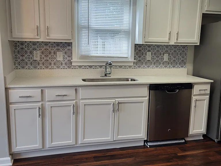 1339 Poplar Pointe SE — Photo 8