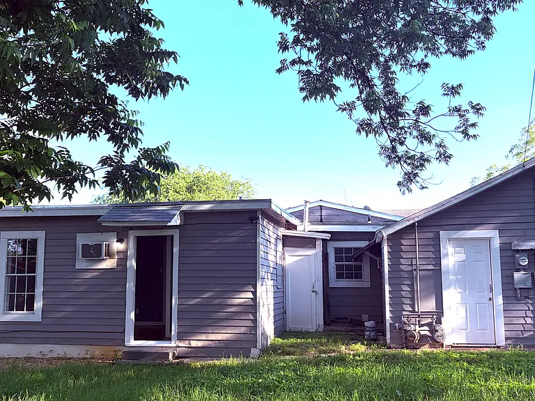 311 Glamis Ave #I — Photo 17