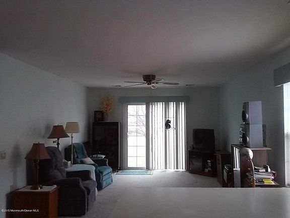 3rd image of 66 Winterton Dr
