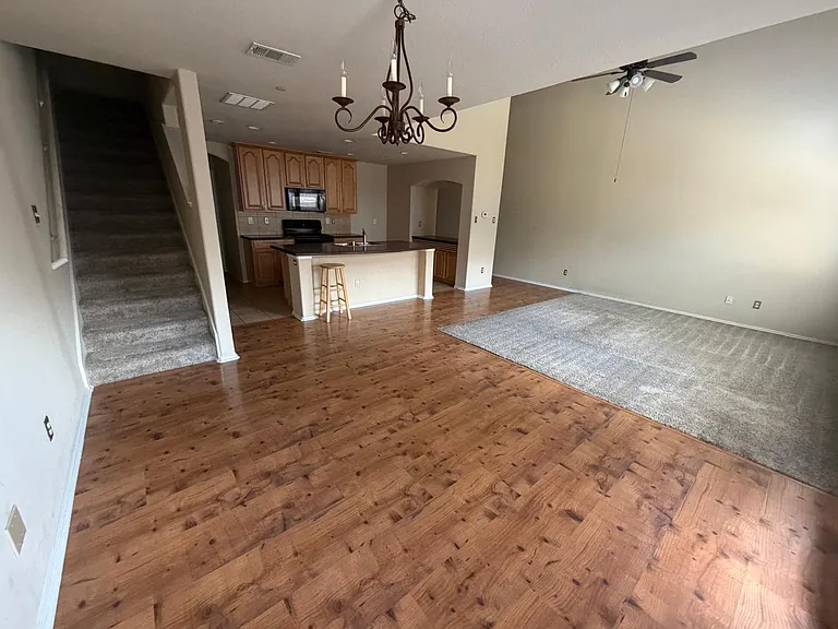 1139 Landon Ln — Photo 29