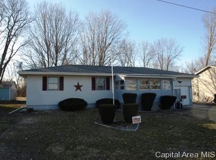 904 N Ellison St, Abingdon, IL 61410