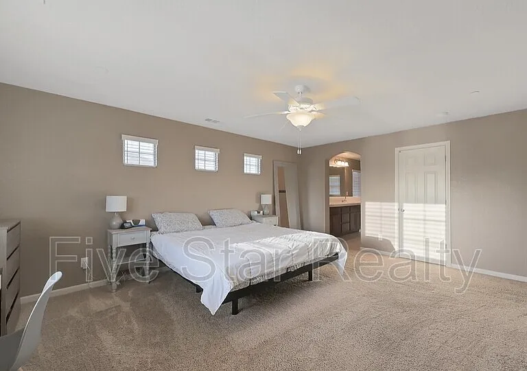 5609 Peach Tree Dr — Photo 21