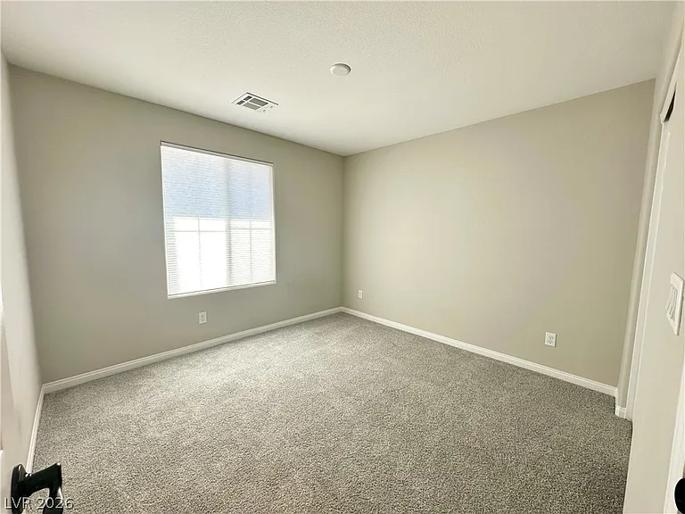 10216 Ullom Dr — Photo 26