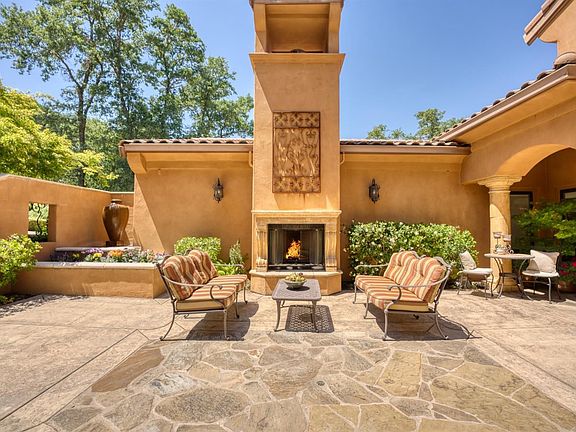 3rd image of 6105 Aldea Dr