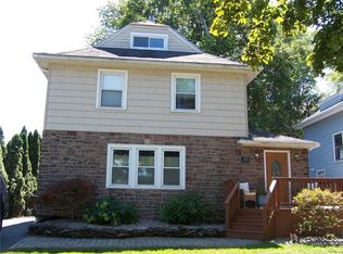 117 Harding Rd, Rochester, NY 14612