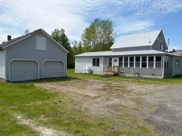 44 Lagrange Road, Howland, ME 04448