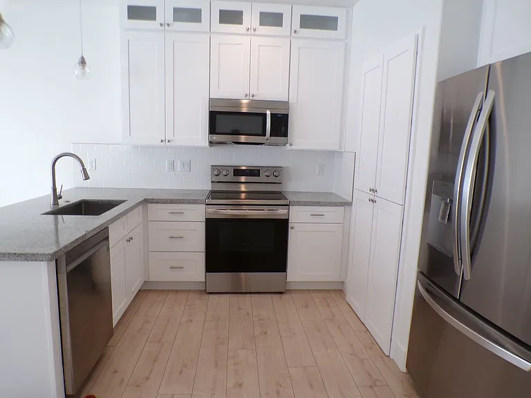 475 Huckleberry Ln — Photo 11