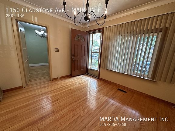 5th image of 1150 Gladstone Ave