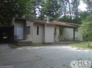 4573 Henry St, Norton Shores, MI