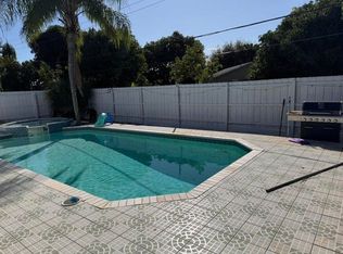 1014 W Drew St, Lantana, FL 33462