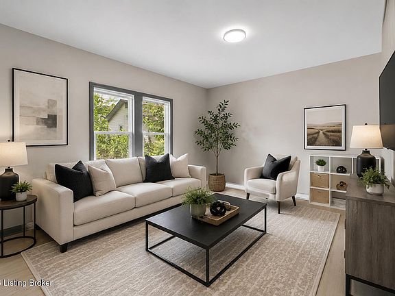 4th image of 665 Curry Ct