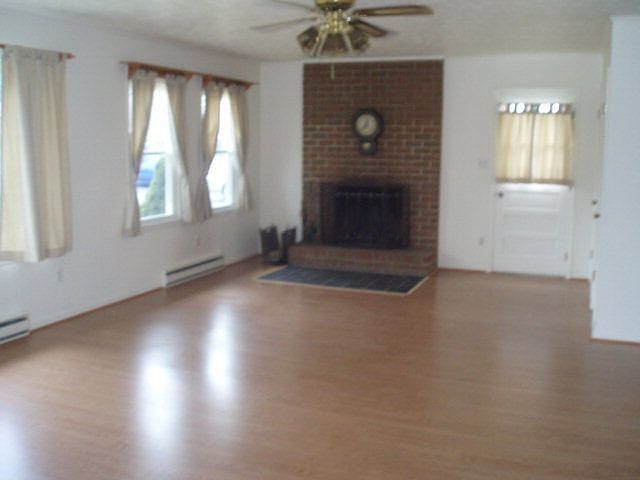 2nd image of 105 Cold Springs Rd